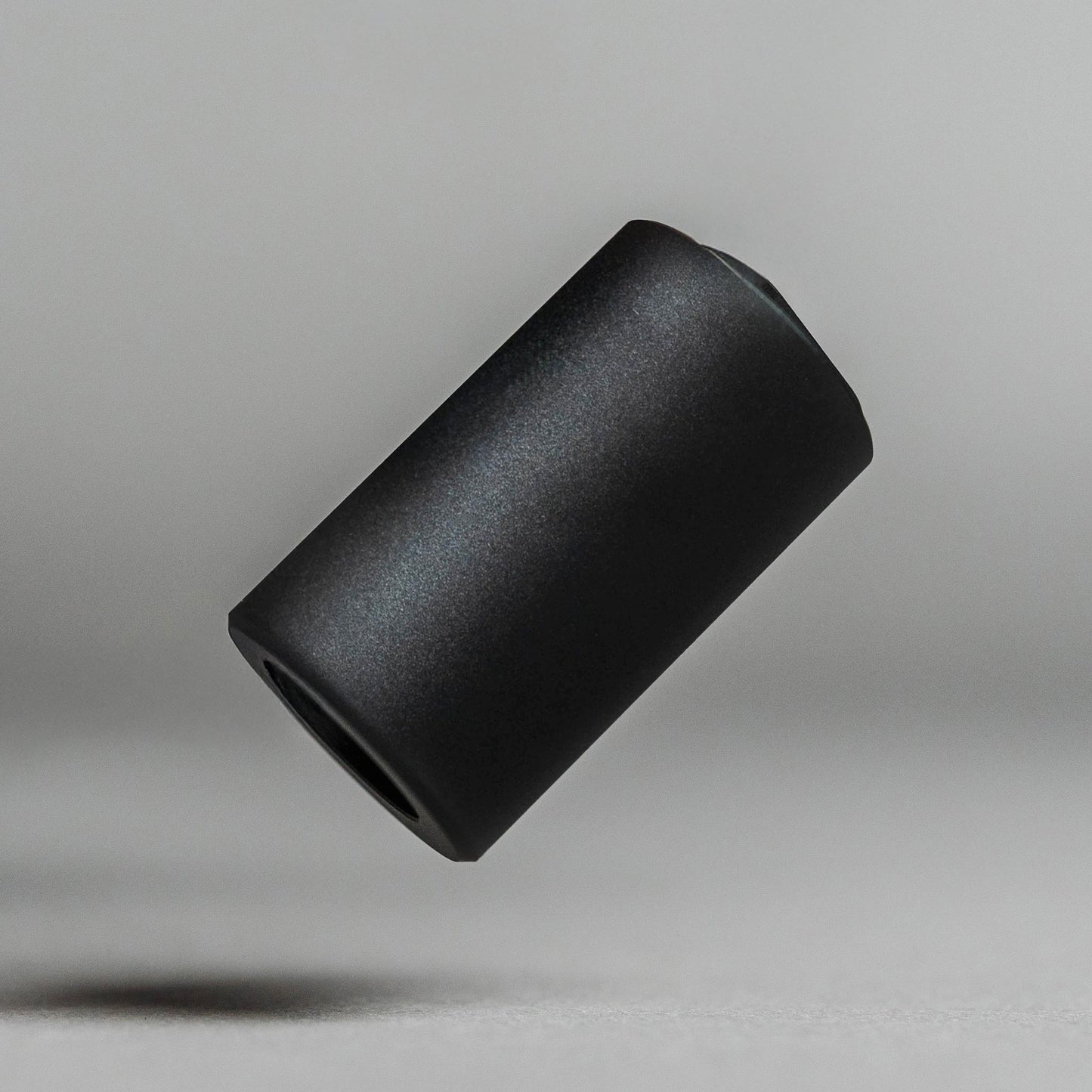Z1 One Piece Chute Black Anodized Zerno