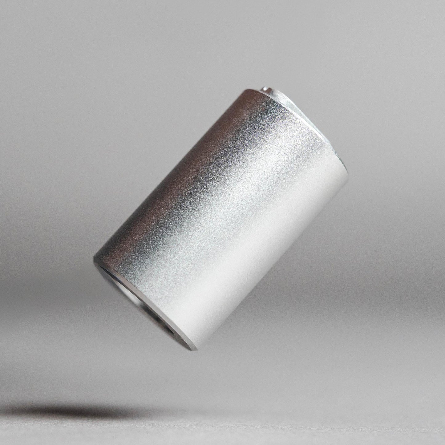 Z1 One Piece Chute Silver Anodized Zerno
